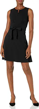 Lark & Ro Womens Sz 4