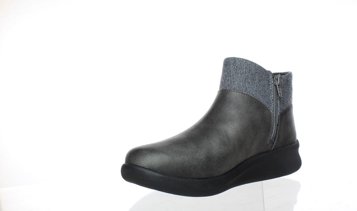 Clarks Grey Womens Ankle Sz 6.5