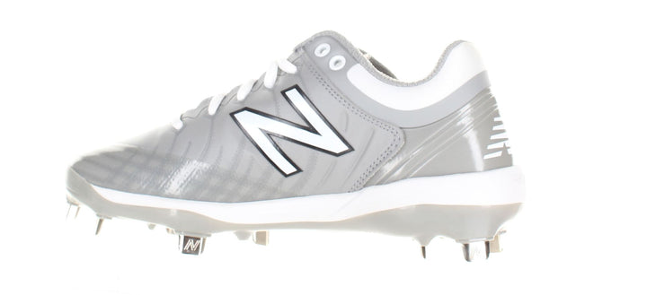 New Balance Mens Cleats Sz 5