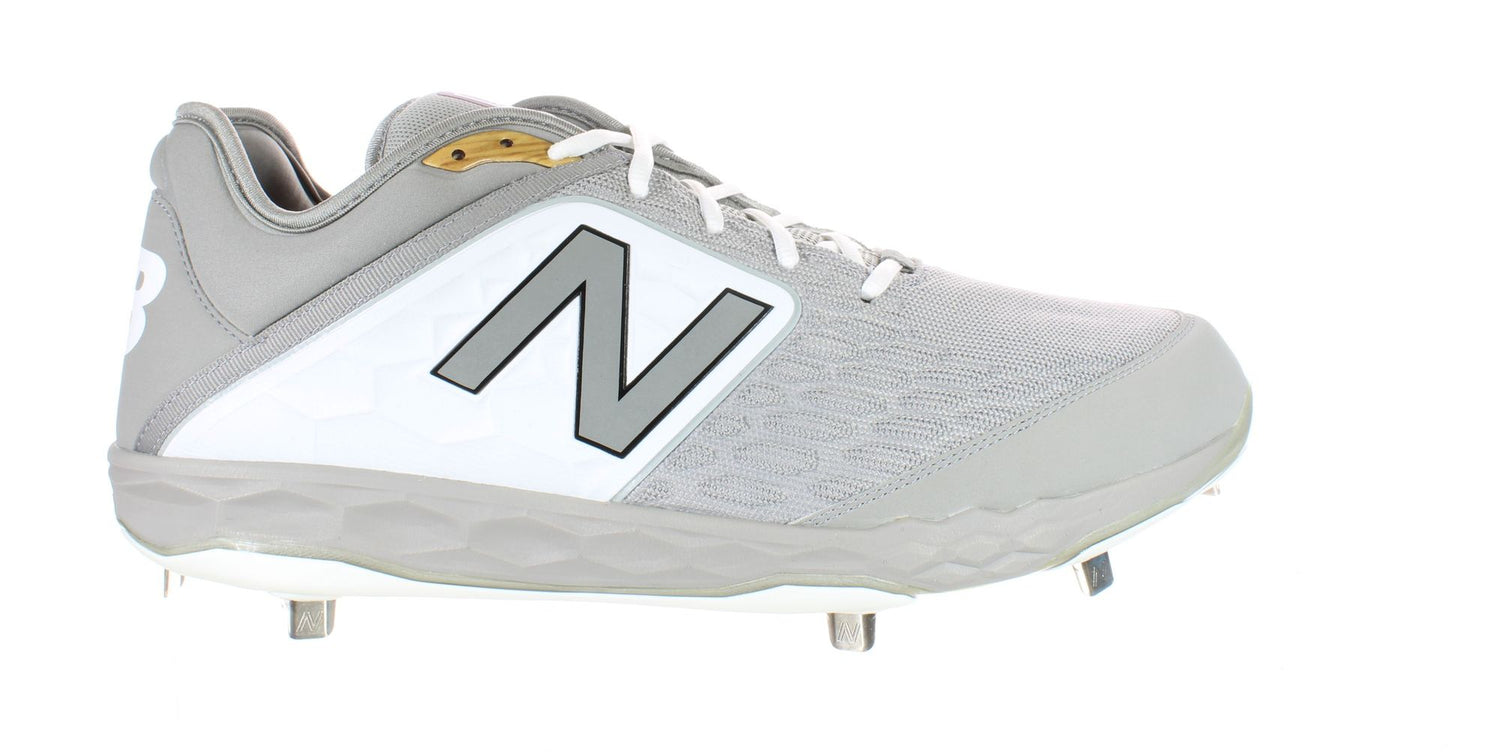 New Balance Mens Cleats Sz 16