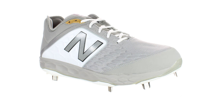 New Balance Mens Cleats Sz 16