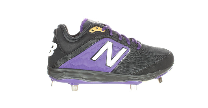 New Balance Mens Cleats Sz 5