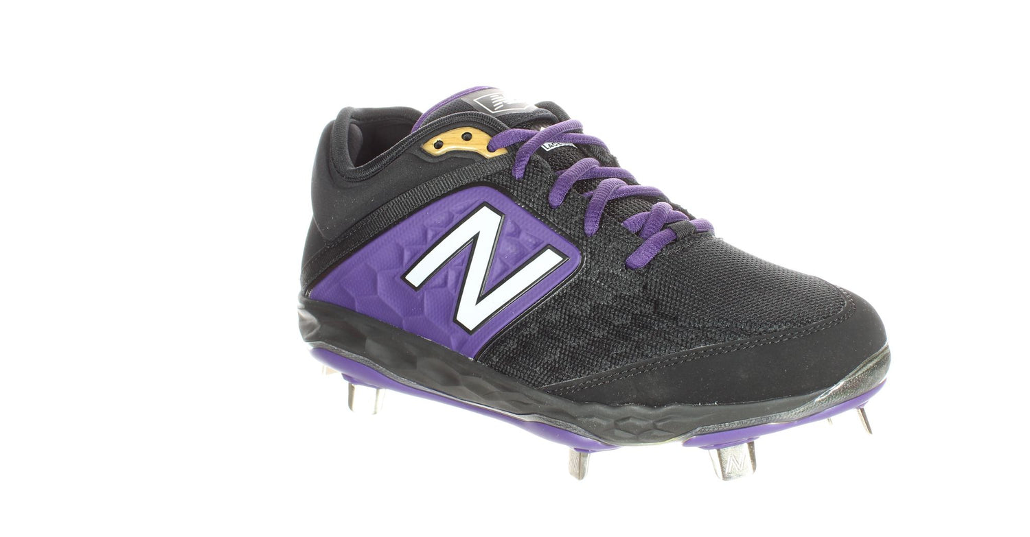 New Balance Mens Cleats Sz 5