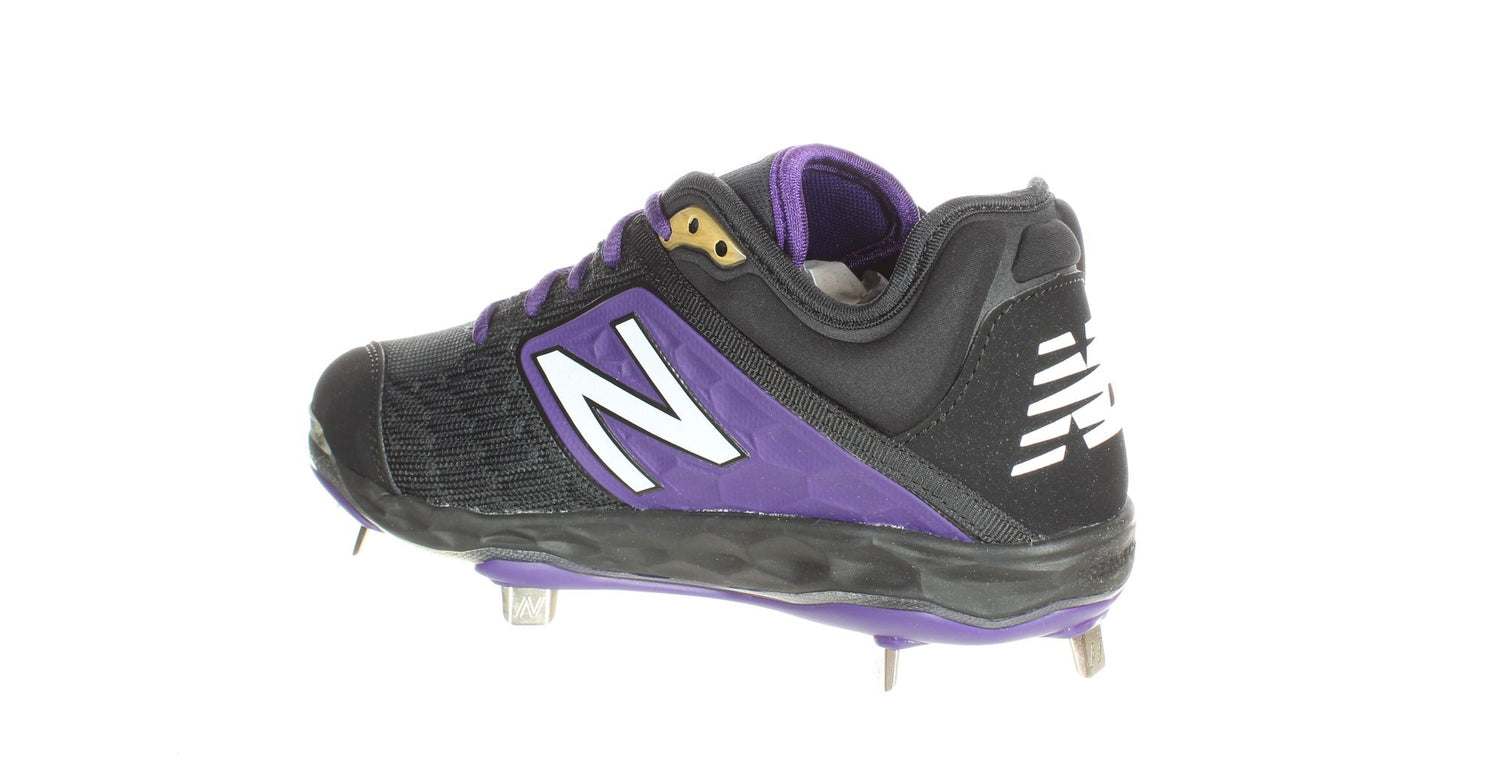 New Balance Mens Cleats Sz 5