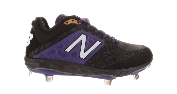 New Balance Mens Cleats Sz 5.5