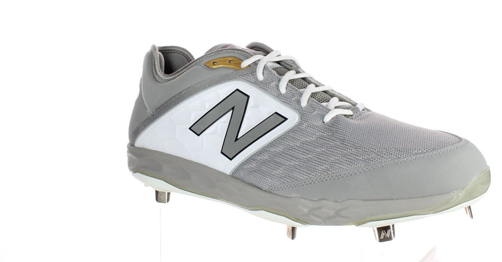 New Balance Mens Cleats Sz 17