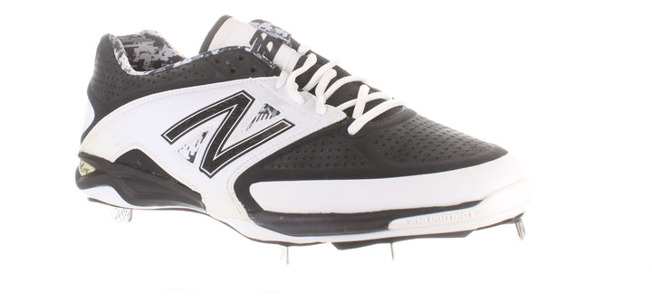 New Balance Mens Cleats Sz 16