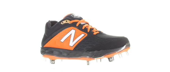 New Balance Mens Cleats Sz 5.5