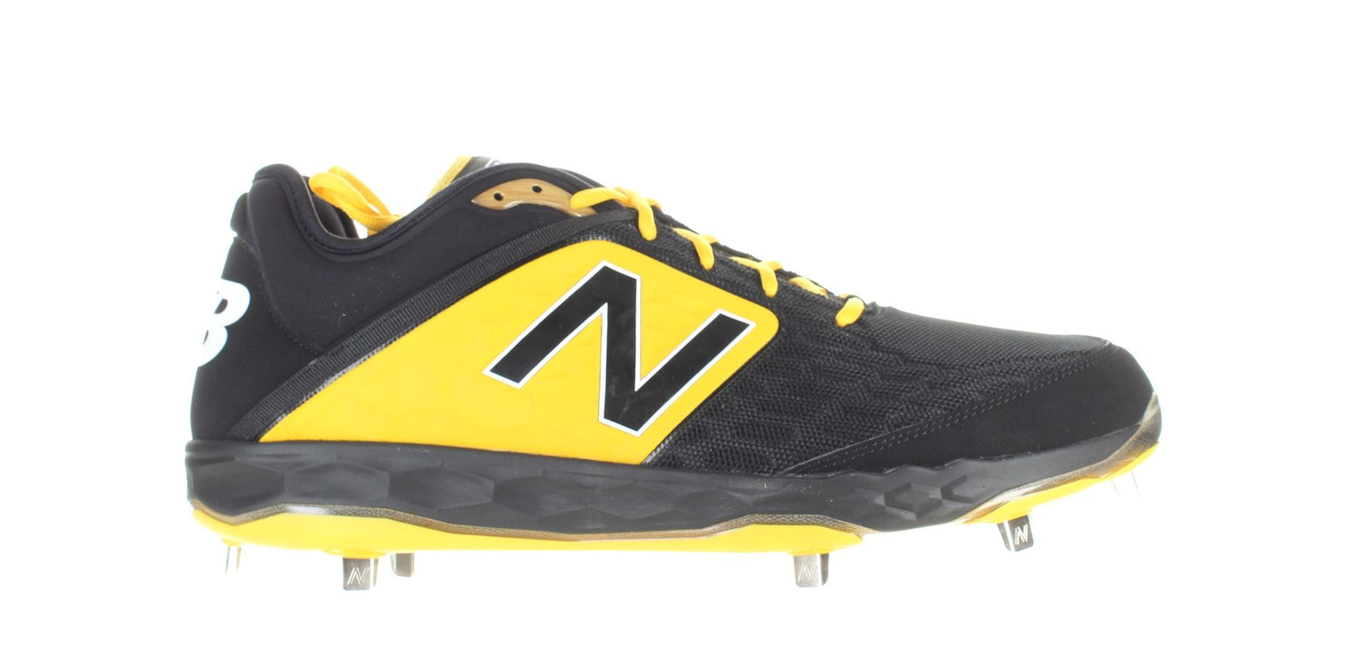 New Balance Mens Cleats Sz 17