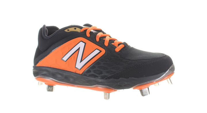 New Balance Mens Cleats Sz 6