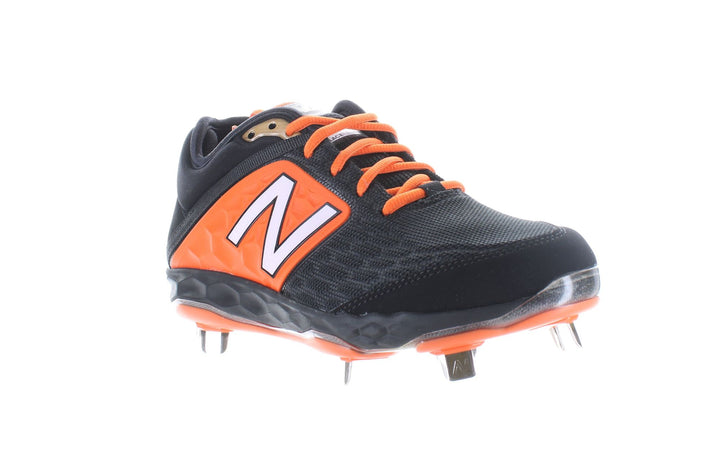 New Balance Mens Cleats Sz 5