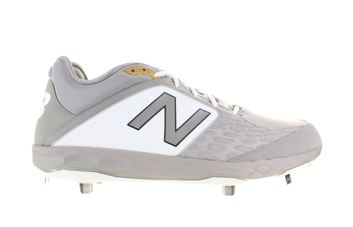 New Balance Mens Cleats Sz 17