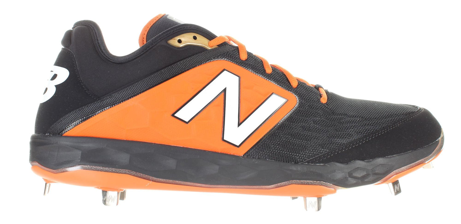 New Balance Mens Cleats Sz 17