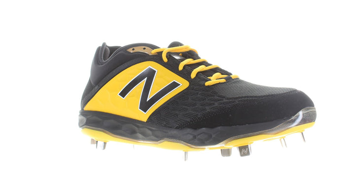 New Balance Mens Cleats Sz 17