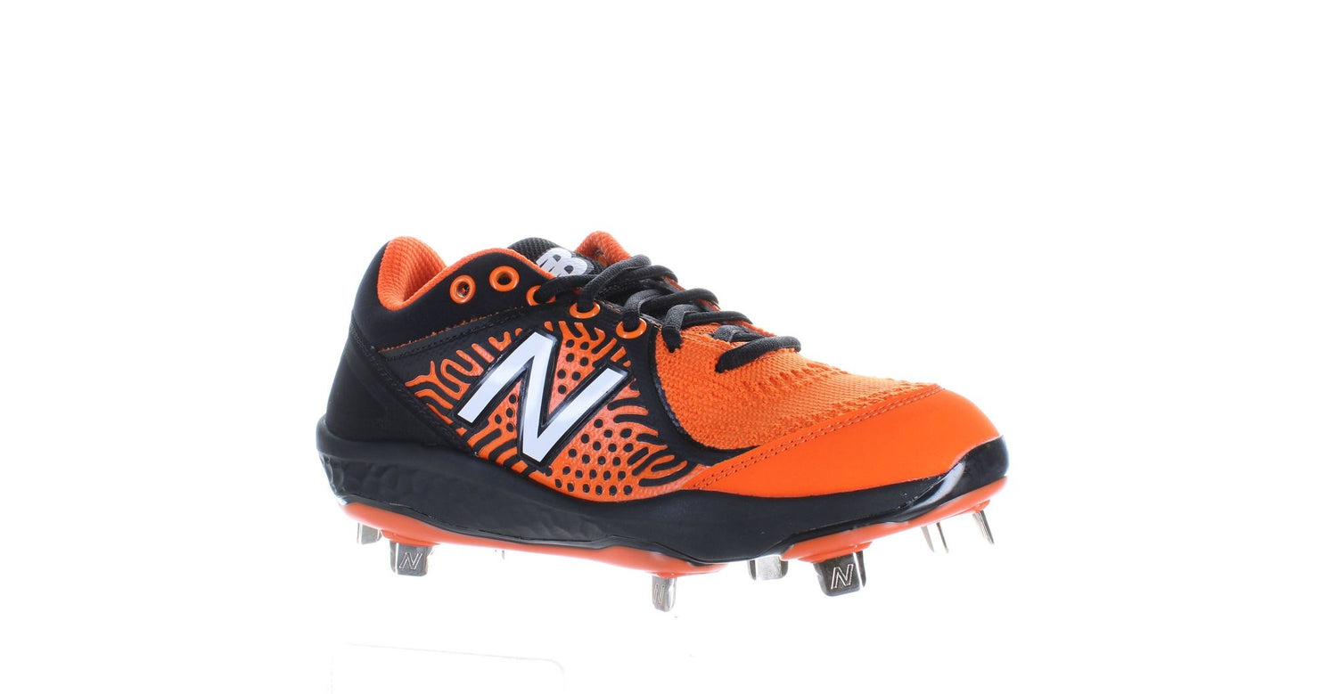 New Balance Mens Cleats Sz 5