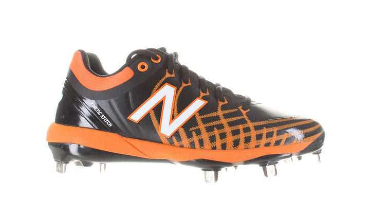 New Balance Mens Cleats Sz 6